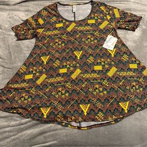 LulaRoe Perfect T - Size Medium